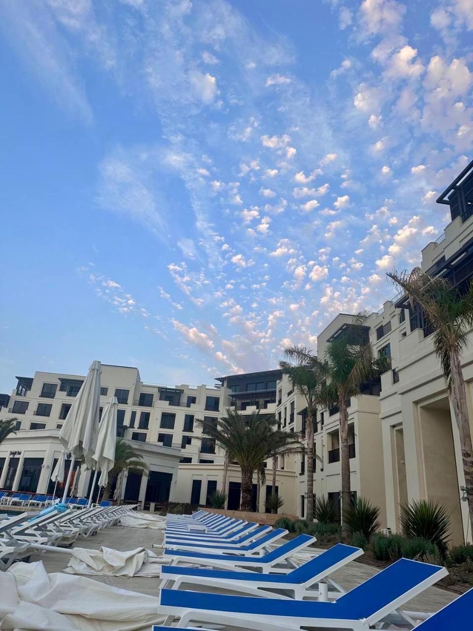 Sea Breez The Grant Hotel Apartment Bilgah Exterior photo