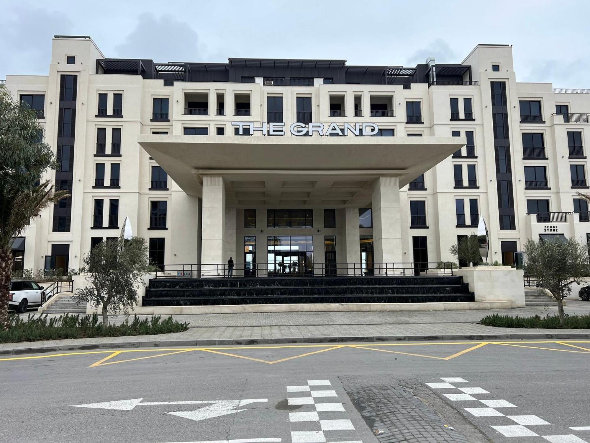 Sea Breez The Grant Hotel Apartment Bilgah Exterior photo